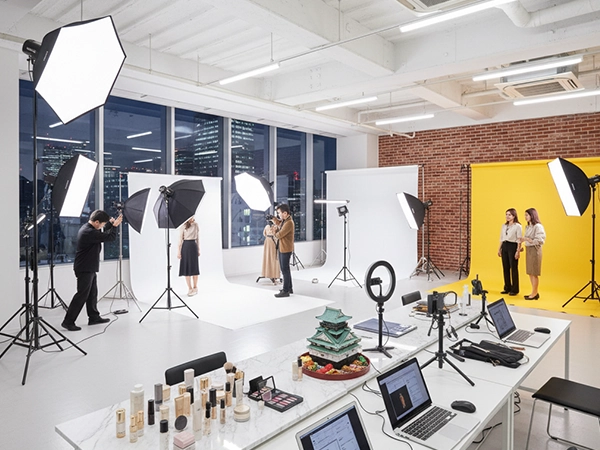 【大阪】物撮りにおすすめのスタジオ｜光と設備が揃うクリットラボ